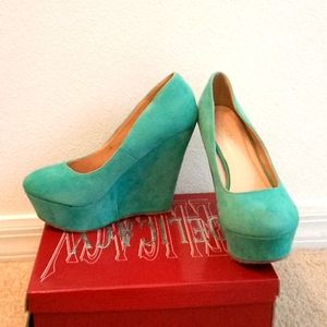Mint wedge shoes
